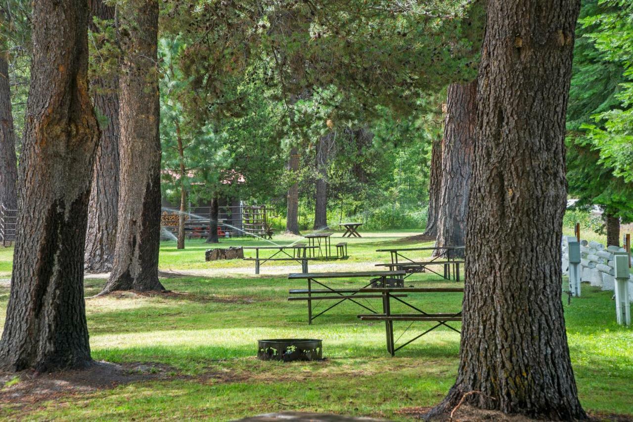 Crater Lake Resort Fort Klamath ภายนอก รูปภาพ